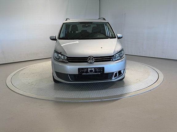 Volkswagen Touran 12 of 30