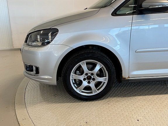 Volkswagen Touran 7 of 30