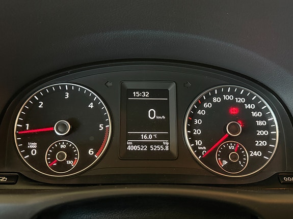 Volkswagen Touran 17 of 30