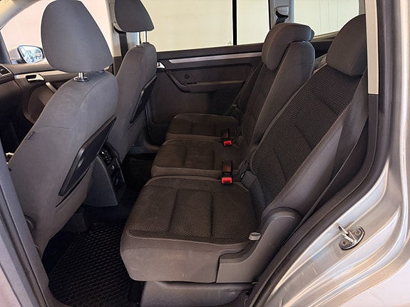 Volkswagen Touran 29 of 30