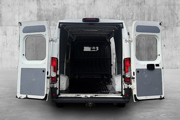 Peugeot Boxer 335 22 of 30