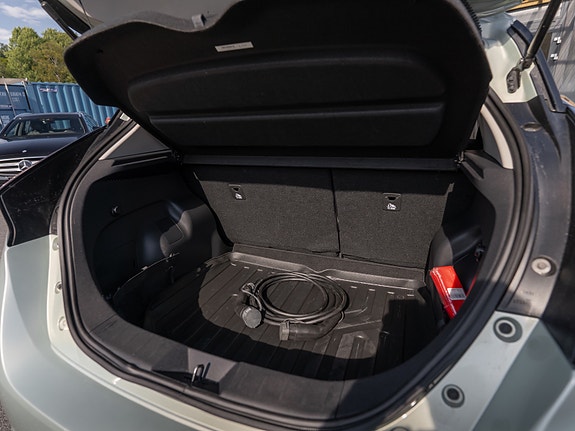 Nissan Leaf 18 of 30