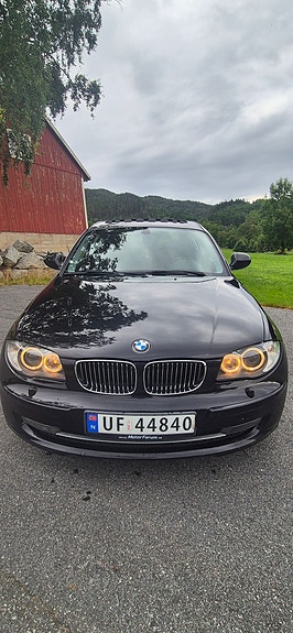BMW 116d 8 of 13