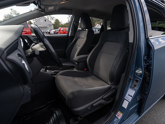 Toyota Auris 22 of 30