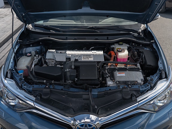 Toyota Auris 15 of 30