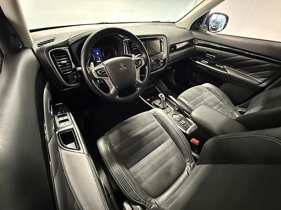 Mitsubishi Outlander 6 of 30