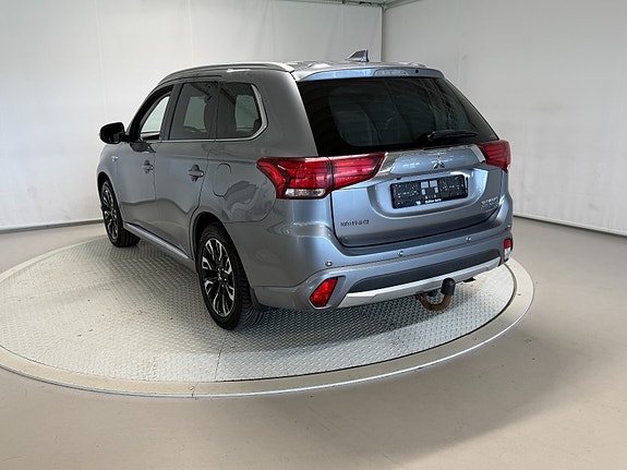Mitsubishi Outlander 16 of 30