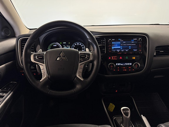 Mitsubishi Outlander 17 of 30