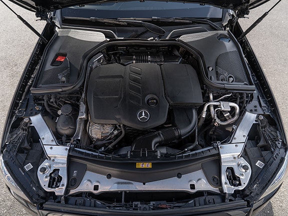 Mercedes-Benz E220 d 16 of 30