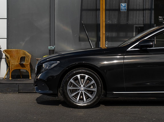 Mercedes-Benz E220 d 11 of 30