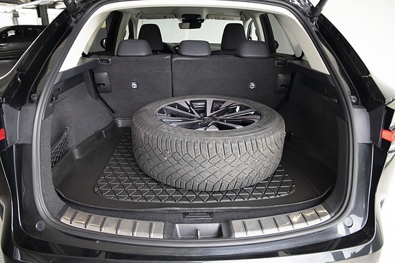 Lexus NX450h 23 of 29