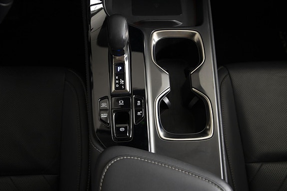 Lexus NX450h 18 of 29