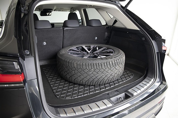 Lexus NX450h 24 of 29