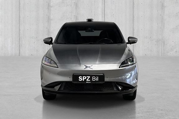 XPeng G3 3 of 18