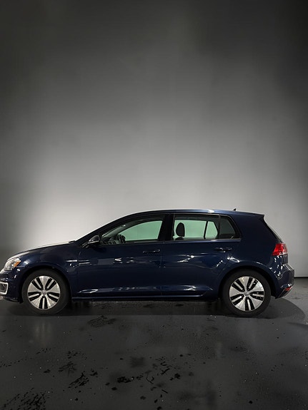 Volkswagen e-Golf VII 5 of 20