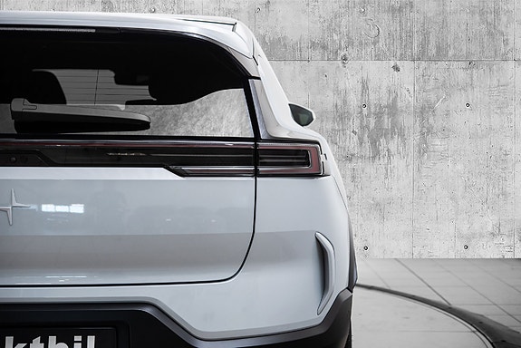 Polestar 3 8 of 29