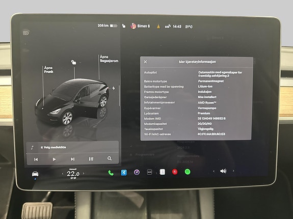 Tesla Model Y 11 of 23