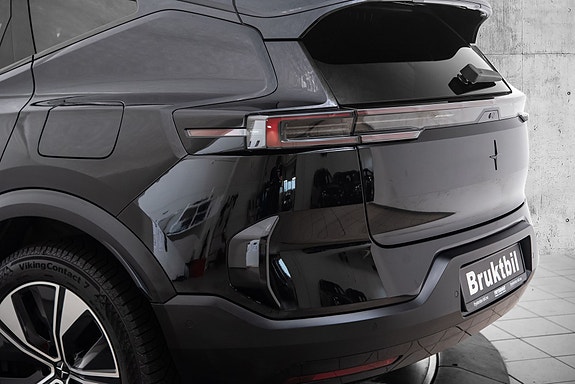Polestar 3 7 of 30