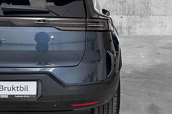 Polestar 3 9 of 28