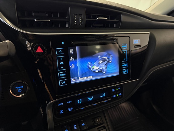 Toyota Auris 26 of 30