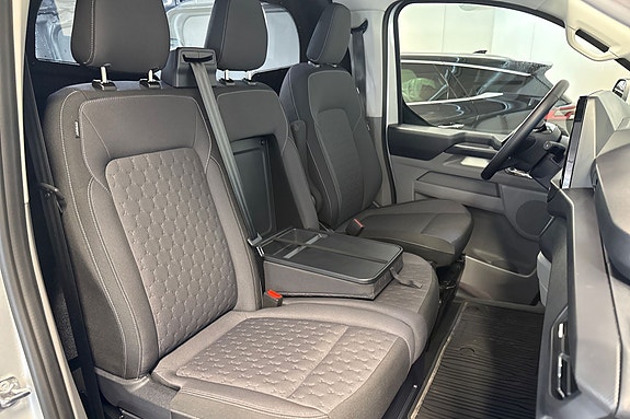 Ford Transit Custom 20 of 23