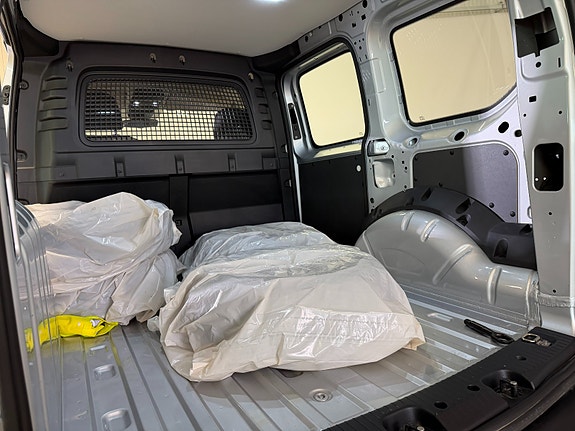 Volkswagen Caddy 12 of 18