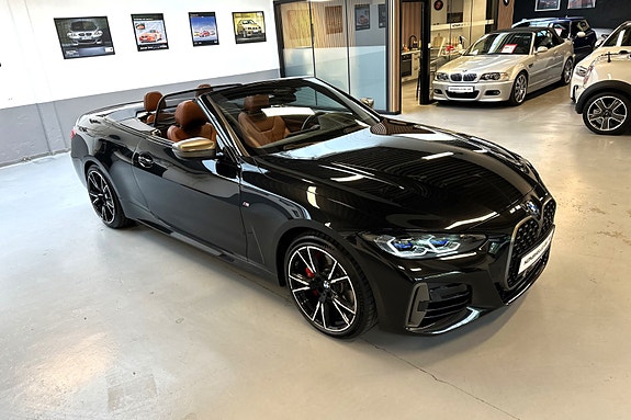 BMW M440i 7 of 30
