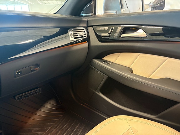 Mercedes-Benz CLS250 17 of 28