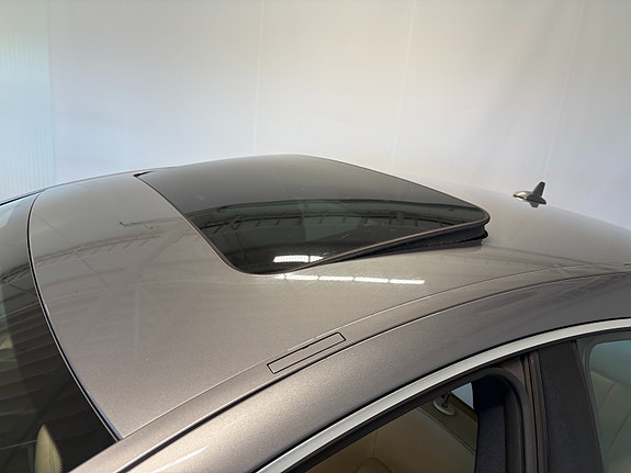 Mercedes-Benz CLS250 11 of 28