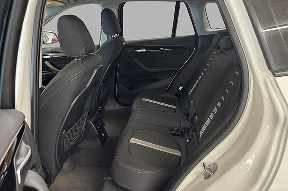 BMW X1 19 of 21