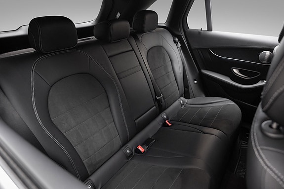 Mercedes-Benz GLC350 e 25 of 27