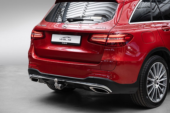 Mercedes-Benz GLC350 e 6 of 27