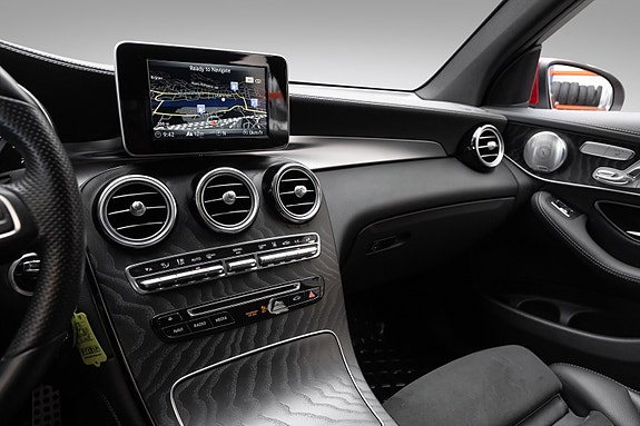 Mercedes-Benz GLC350 e 11 of 27