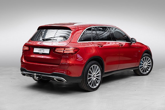 Mercedes-Benz GLC350 e 2 of 27