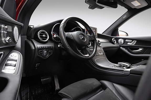 Mercedes-Benz GLC350 e 15 of 27