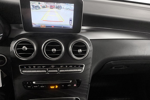 Mercedes-Benz GLC350 e 11 of 14