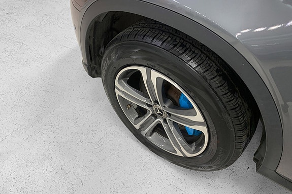 Mercedes-Benz GLC350 e 14 of 14