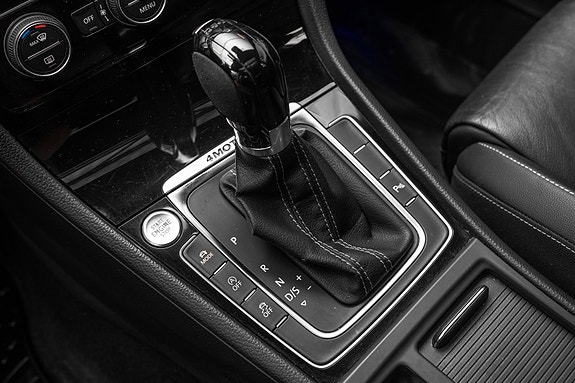 Volkswagen Golf 13 of 27