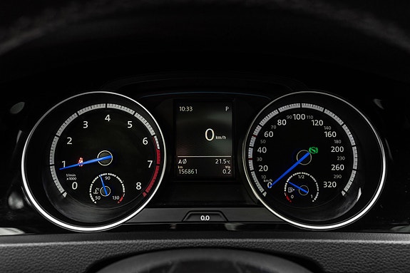 Volkswagen Golf 19 of 27