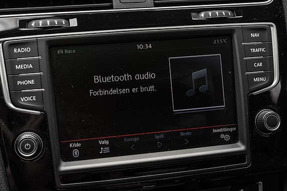 Volkswagen Golf 22 of 27