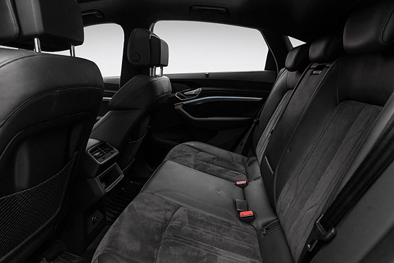 Audi e-tron Sportback 28 of 30