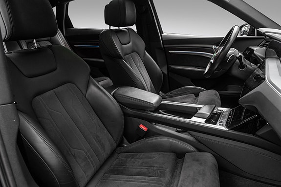 Audi e-tron Sportback 24 of 30