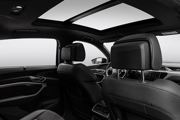 Audi e-tron Sportback 26 of 30