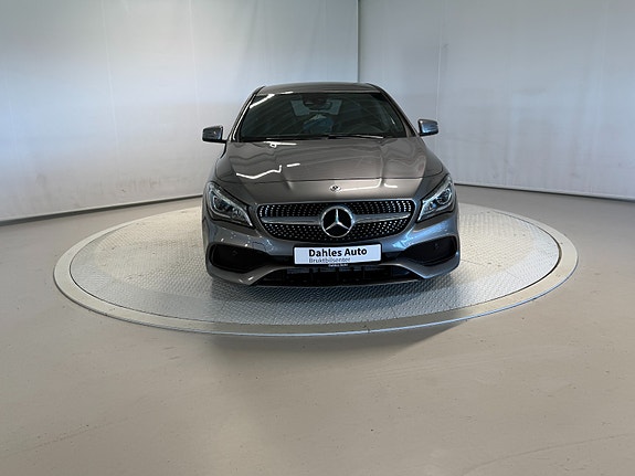 Mercedes-Benz CLA180 14 of 30