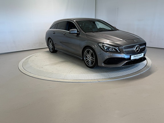 Mercedes-Benz CLA180 2 of 30