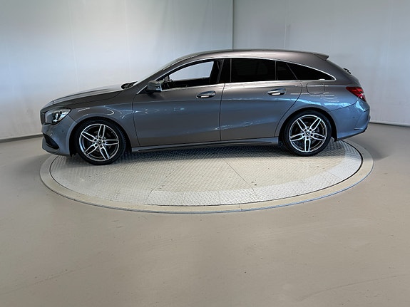 Mercedes-Benz CLA180 3 of 30