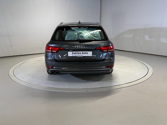 Audi A4 12 of 30