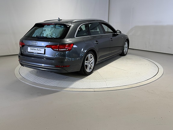 Audi A4 3 of 30
