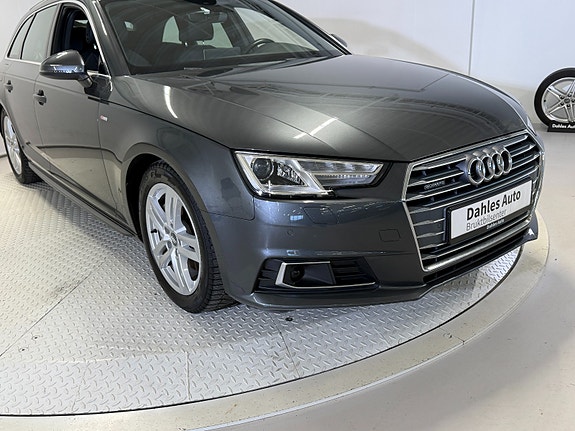 Audi A4 15 of 30