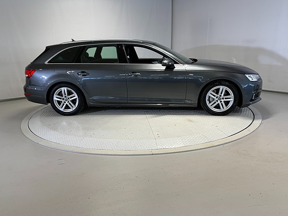 Audi A4 13 of 30
